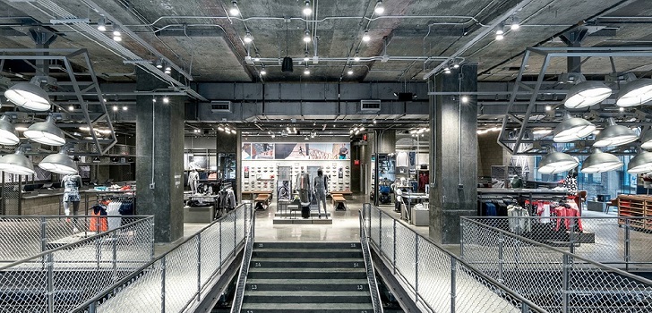 Andrew Halliday Entrada brindis Adidas encara las sesenta tiendas en España y abre en Madrid su mayor  multimarca en el país | Modaes