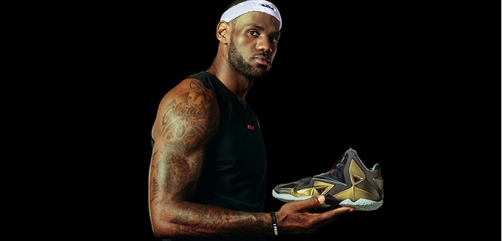 Nike sube la apuesta sus estrellas y la compra de la empresa de de LeBron James |