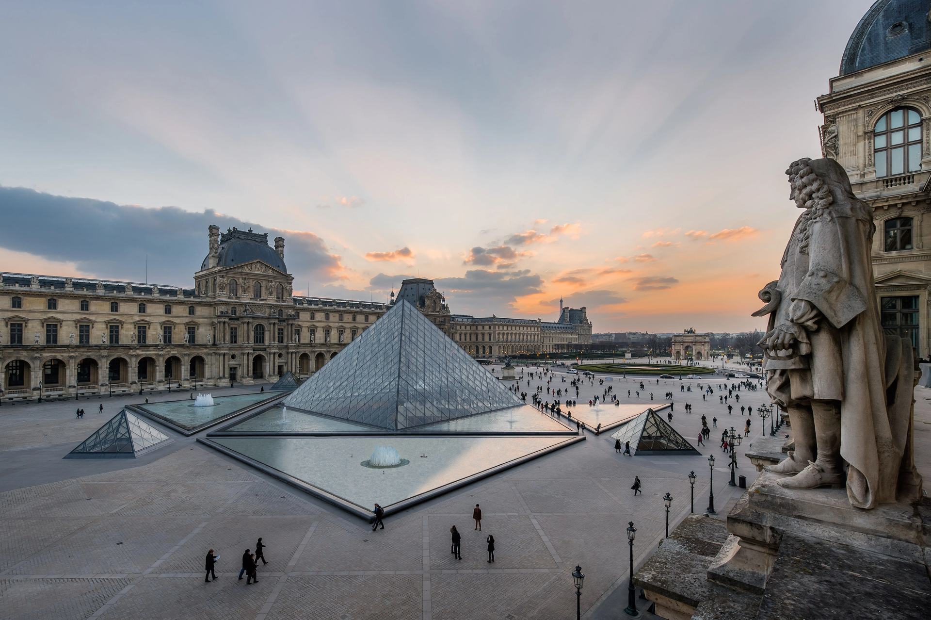 L’Oréal y el Louvre, unidos por el arte y la belleza