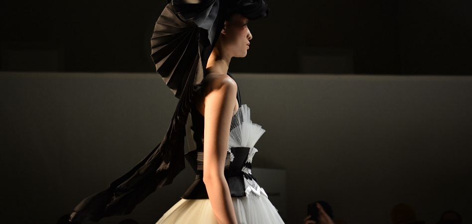 Louis Vuitton ya lo ha confirmado: vuelven los vestidos sobre