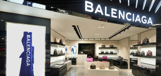 Balenciaga abre tienda en el outlet La Roca Village - HIGHXTAR.