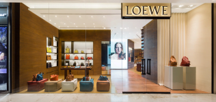 Loewe y el grupo LVMH  Fashion Stylist – Art Direction