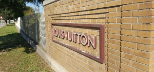 Louis Vuitton busca ubicaciones en Valencia tras 30 años instalada en  Cataluña
