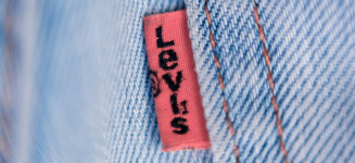 Levi’s sigue a la baja en los nueve primeros meses, pero dispara ventas en el tercer trimestre