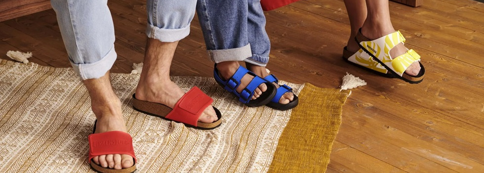 Birkenstock Crece Un 20 En 2023 Pero Advierte Que Su Margen Caer En   Birkenstrock Calzado 980 