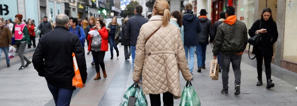 La riqueza neta de las familias sube un 8,6% en el tercer trimestre y su deuda cae al 48%