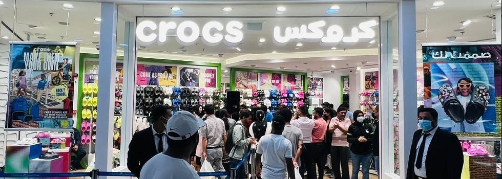 Crocs crece un 34% en el primer trimestre y eleva sus previsiones para 2023