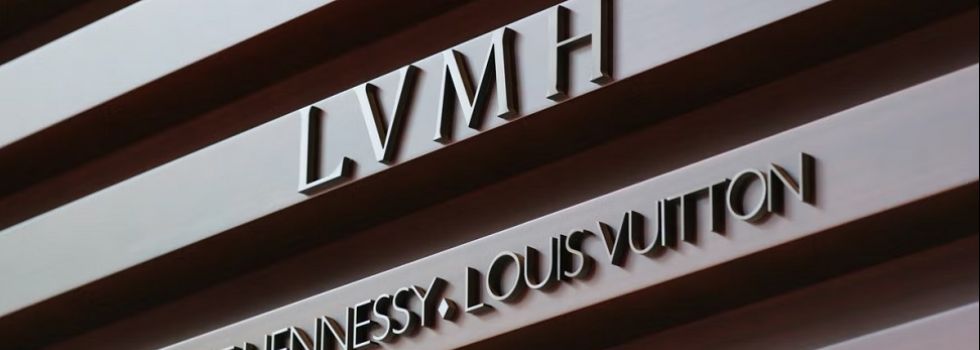 LVMH deshace posiciones en Hong Kong ante la lenta recuperación del consumo