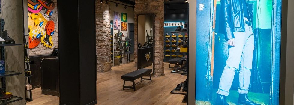 Dr Martens sigue creciendo en España tras cortar con Comercial Udra y abre su cuarta tienda