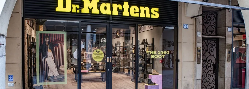 El dueño de Dr Martens reordena su capital en la compañía