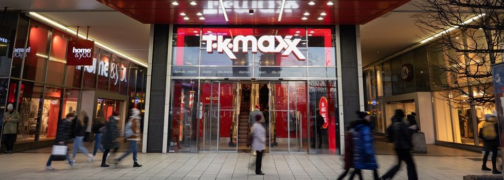 TJ Maxx se arma en España: ficha en Cushman en busca de su primera apertura en 2026