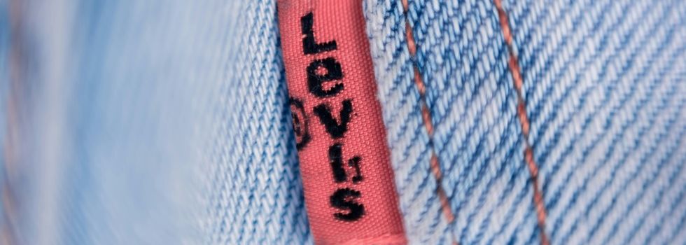 Levi’s sigue a la baja en los nueve primeros meses, pero dispara ventas en el tercer trimestre