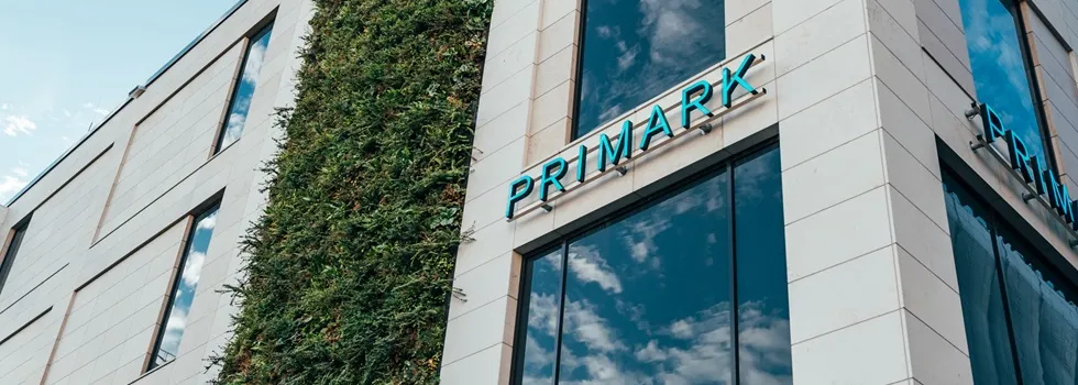 Primark ingresa un 5% más y dispara su beneficio operativo en 2024