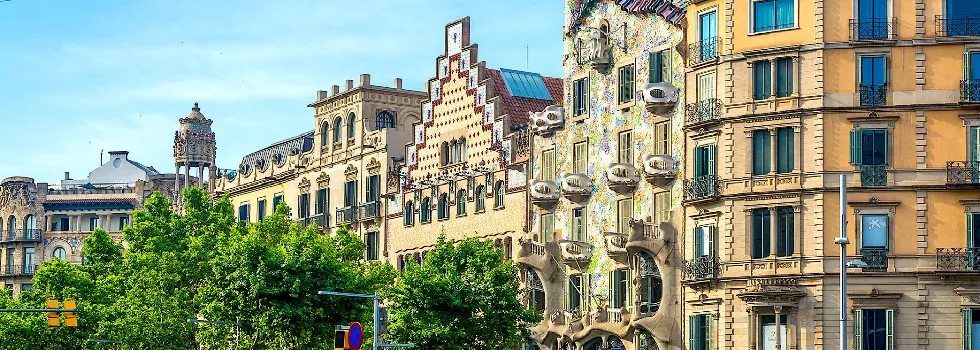 Paseo de Gracia, la calle más cara de España para abrir un local comercial