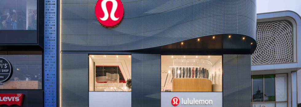 Lululemon eleva su beneficio y ventas a cierre de los nueve primeros meses