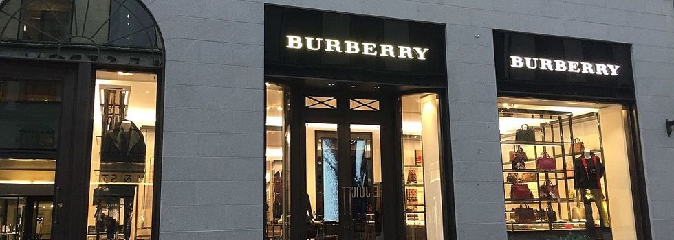 Burberry sigue cayendo y se despide del índice FTSE