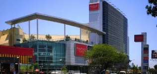 Mallplaza elige a Banchile, BTG Pactual y Larrainvial para debutar en bolsa