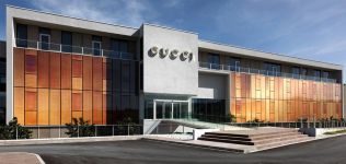 Gucci refuerza su producción en proximidad y abre un ‘hub’ para calzado y piel en Florencia