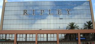 Ripley reordena su capital: la corredora LarrainVial vende el 3% de las acciones por 49 millones