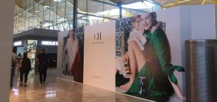 Textil Lonia, a por el cliente cautivo: abre con CH Carolina Herrera en Barajas