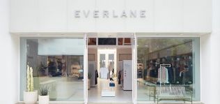 Everlane traza un plan para combatir el racismo