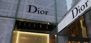 LVMH reorganiza su división de cosmética y perfumería y nombra a un nuevo director