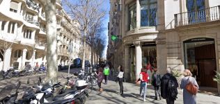 Ralph Lauren se suma a los movimientos en Paseo de Gracia y releva a Javier Simorra