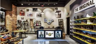 Dr. Martens da otro paso en el ‘prime’ y abre en Paseo de Gracia