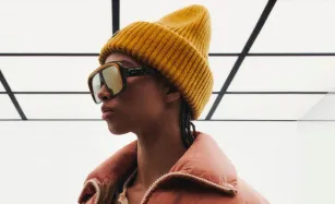 EssilorLuxottica se hace con la licencia de óptica de Moncler