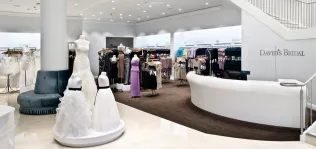 David’s Bridal reestructura su junta directiva tras salir de concurso