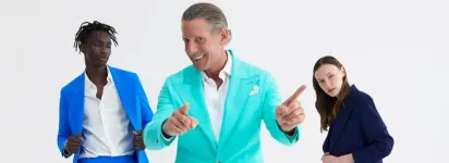 Ecoalf cambia el plumífero por el traje y se alía con Lapo Elkann