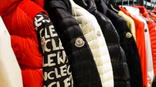 LVMH toma posiciones en Moncler: se hace con el 10% del hólding de Remo Ruffini