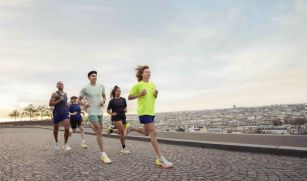 Asics mantiene su tendencia al alza y crece un 17% hasta septiembre 