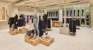 Oysho abre en A Coruña su nuevo modelo de tienda que aúna la línea ‘athleisure’ y el deporte