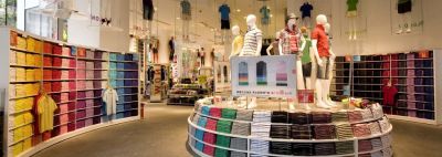 Fast Retailing reduce su estructura en Francia y planea 304 despidos