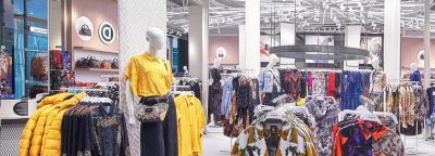 Desigual reduce a la mitad su endeudamiento y liquida su deuda Covid