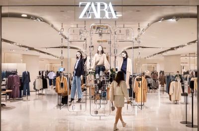 Zara Streaming inicia sus retransmisiones con Cindy Crawford y Kaia Gerber como anfitrionas