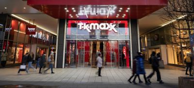 TJ Maxx se arma en España: ficha en Cushman en busca de su primera apertura en 2026