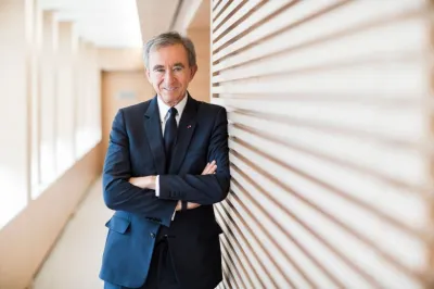 Arnault repite la ofensiva Hermès y se hace ahora con acciones de Richemont