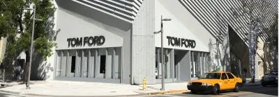 Kering desafía a Estée Lauder y tantea también la compra de Tom Ford